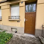 Sympho 4 Personnes Acces Rapide Autoroutes Metz Un Sejour A Part Apartmán *