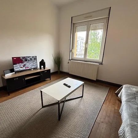 Apartment Sympho 4 Personnes Acces Rapide Autoroutes Metz Un Sejour A Part